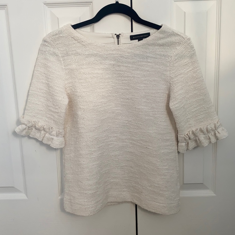 SOLD XS Banana Republic Blouse 🍌